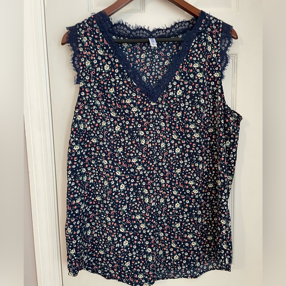 Women’s navy blue floral dressy tank top - size L